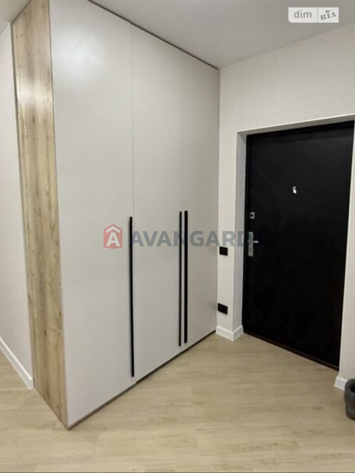 3 ��. ��������, 74/-/- ��. �., 1/9 ������ ���� 5