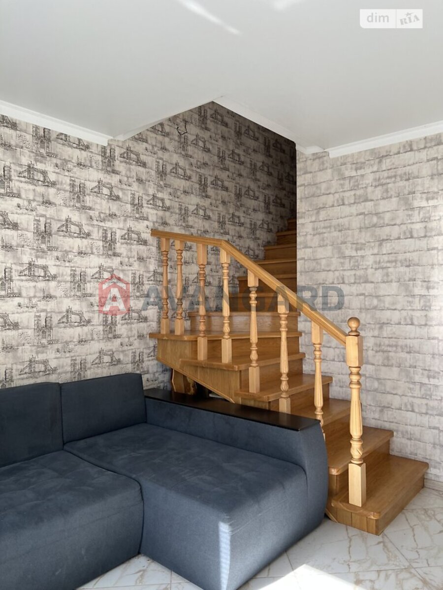 2 ��. ��������, 85/35/20 ��. �., 4/6 ������ ���� 22