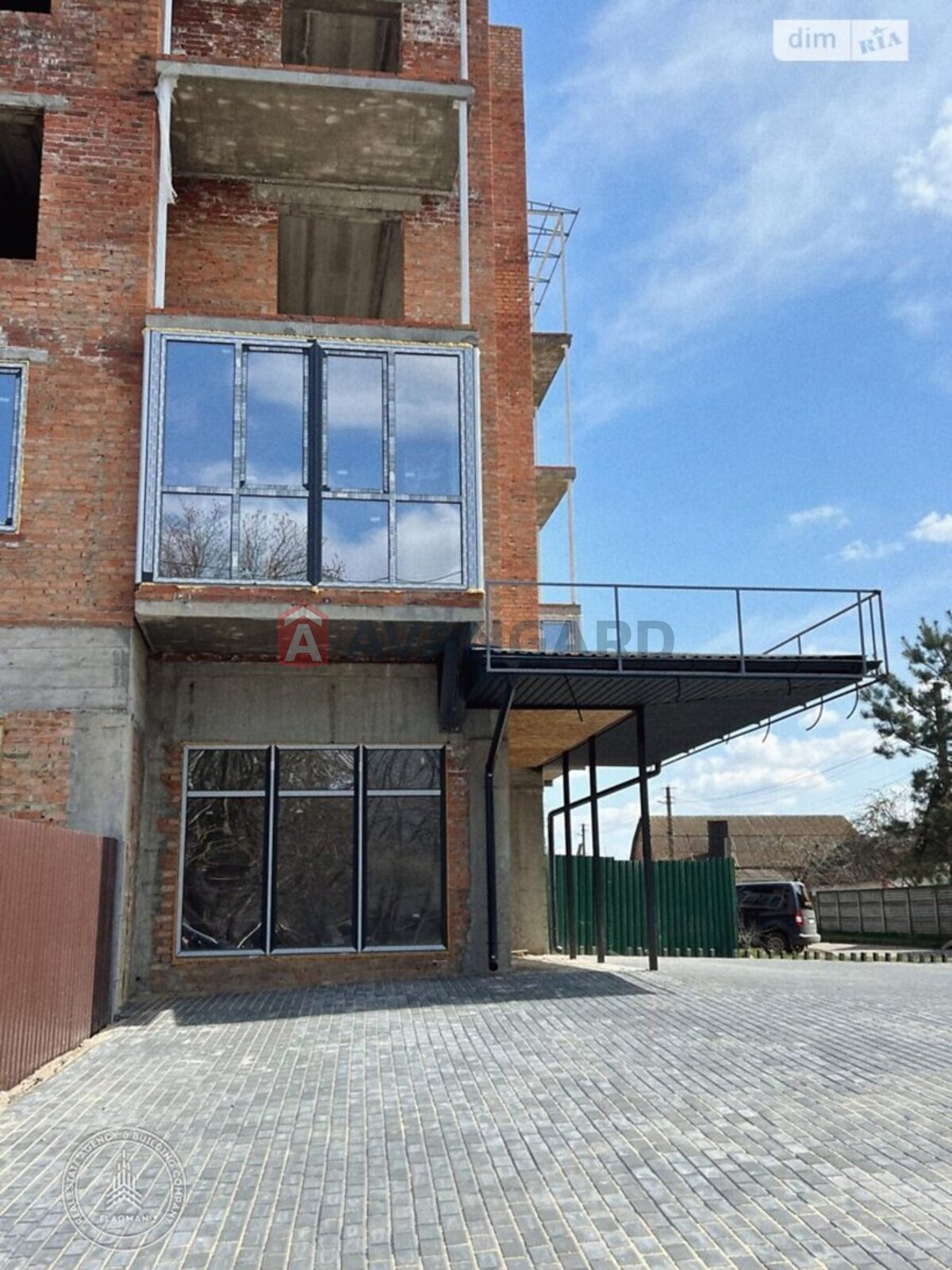 1 ��. ��������, 53/47/15 ��. �., 3/5 ������ ���� 2