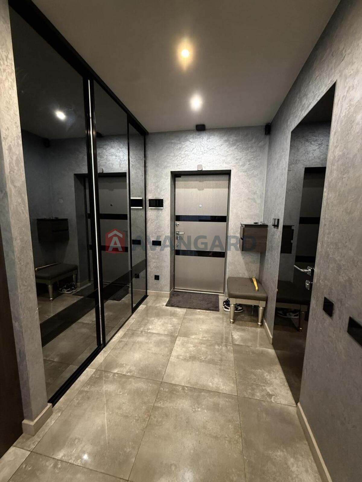 1 ��. ��������, 48/-/14 ��. �., 10/24 ������ ���� 10