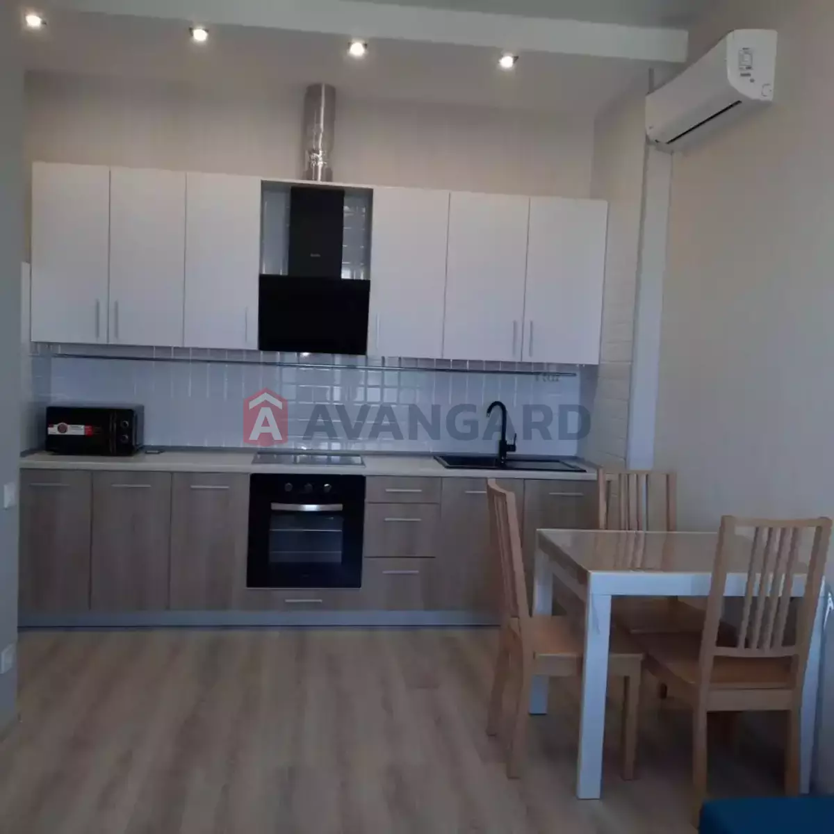 1 ��. ��������, 41/16/16 ��. �., 13/18 ������ ���� 7