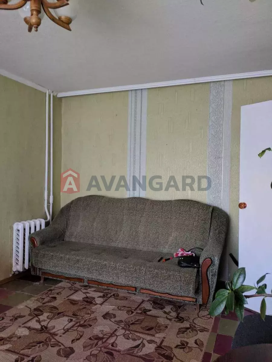 1 ��. ��������, 30/-/5 ��. �., 8/9 ������ ���� 8