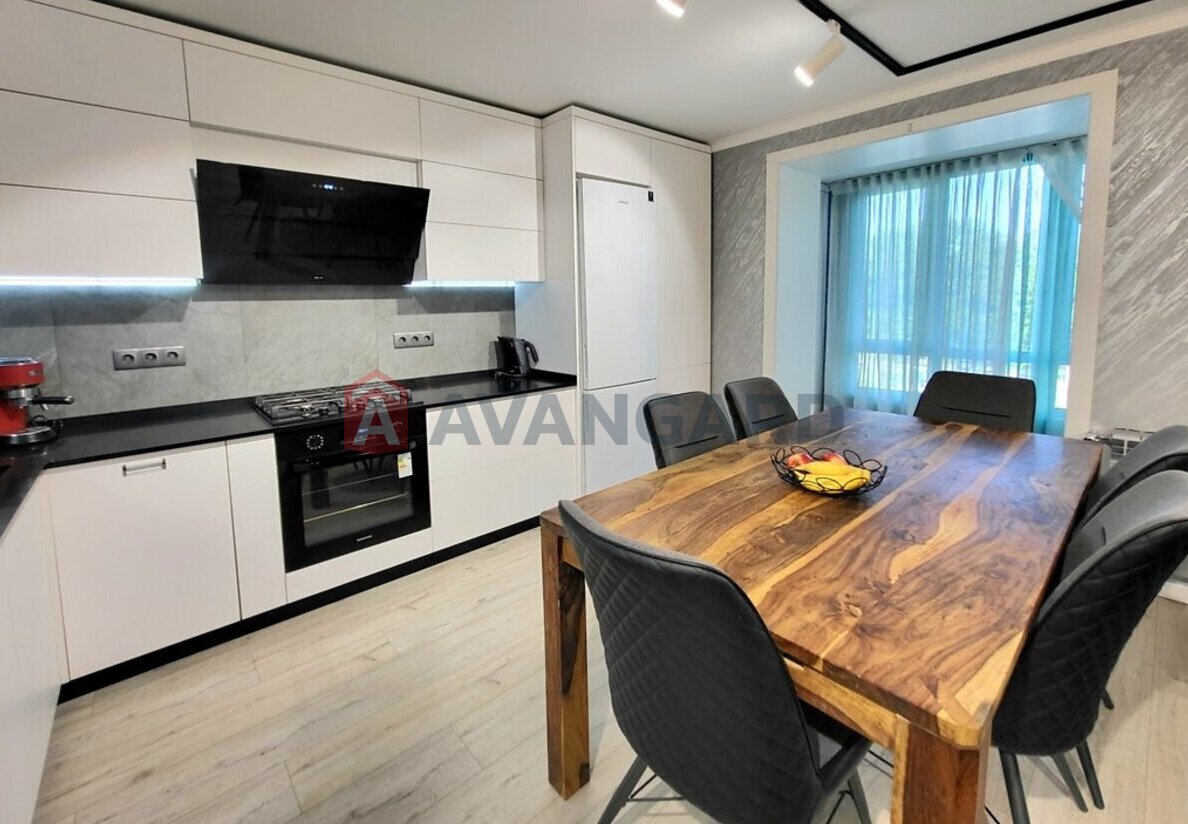 3 ����. ��������, 91/45/40 ��. �., 4/8 ���� ���� 7