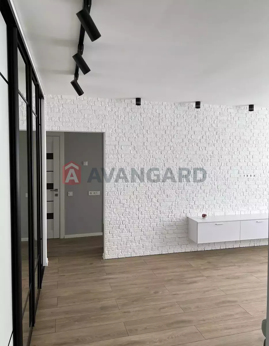 3 ��. ��������, 65/-/11 ��. �., 7/9 ������ ���� 19