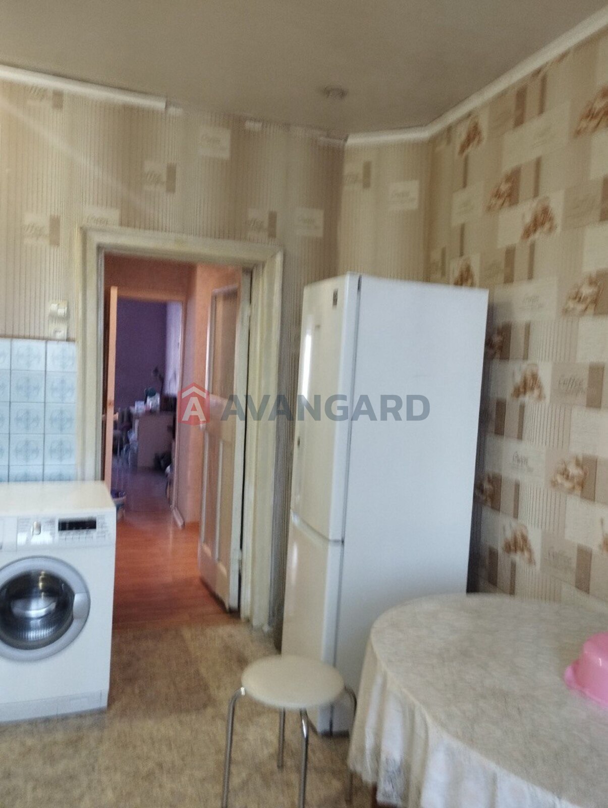 2 ��. ��������, 78/64/14 ��. �., 4/4 ������ ���� 11