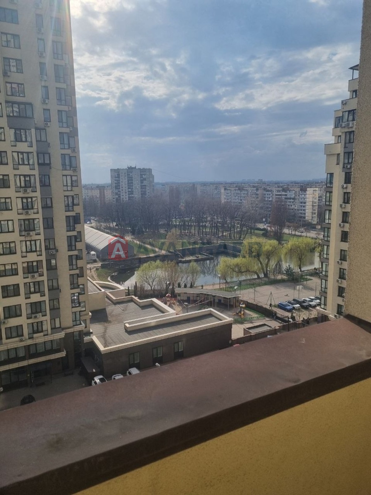 1 ��. ��������, 51/18/16 ��. �., 10/22 ������ ���� 4