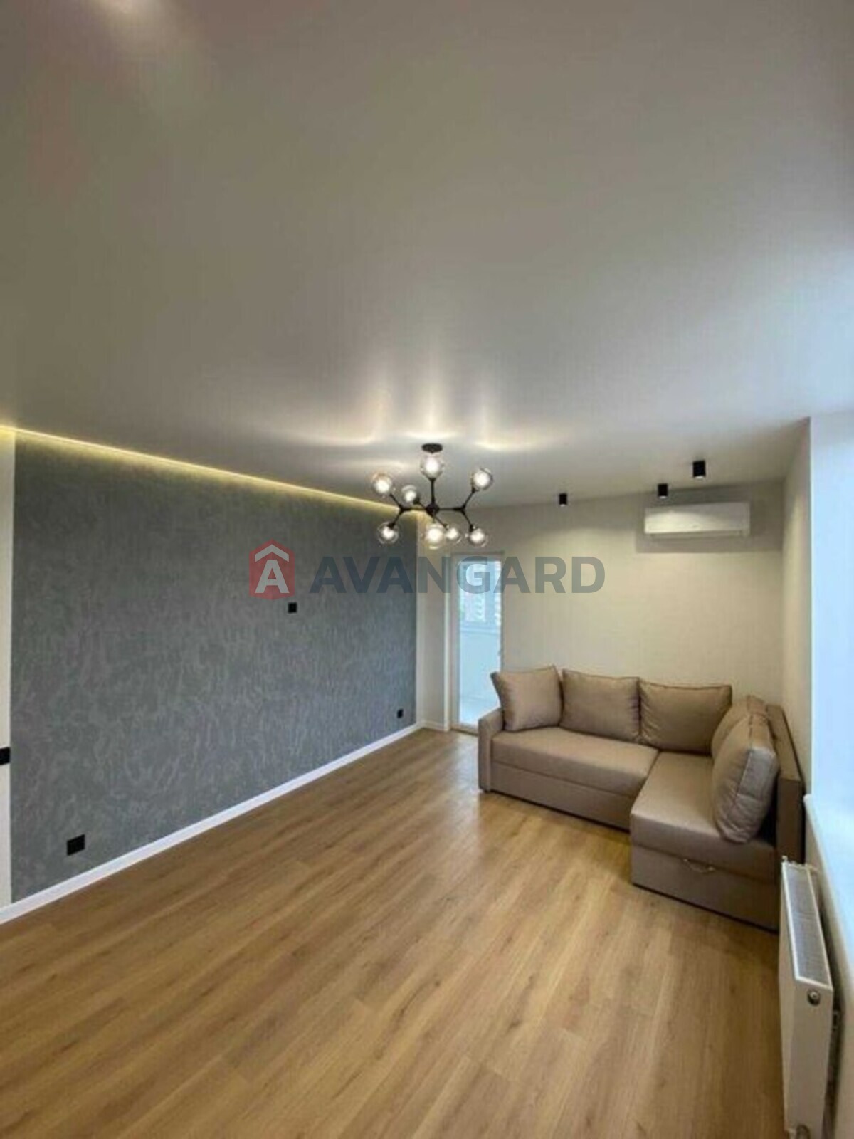 2 . , 80/-/12 . ., 8/17   12