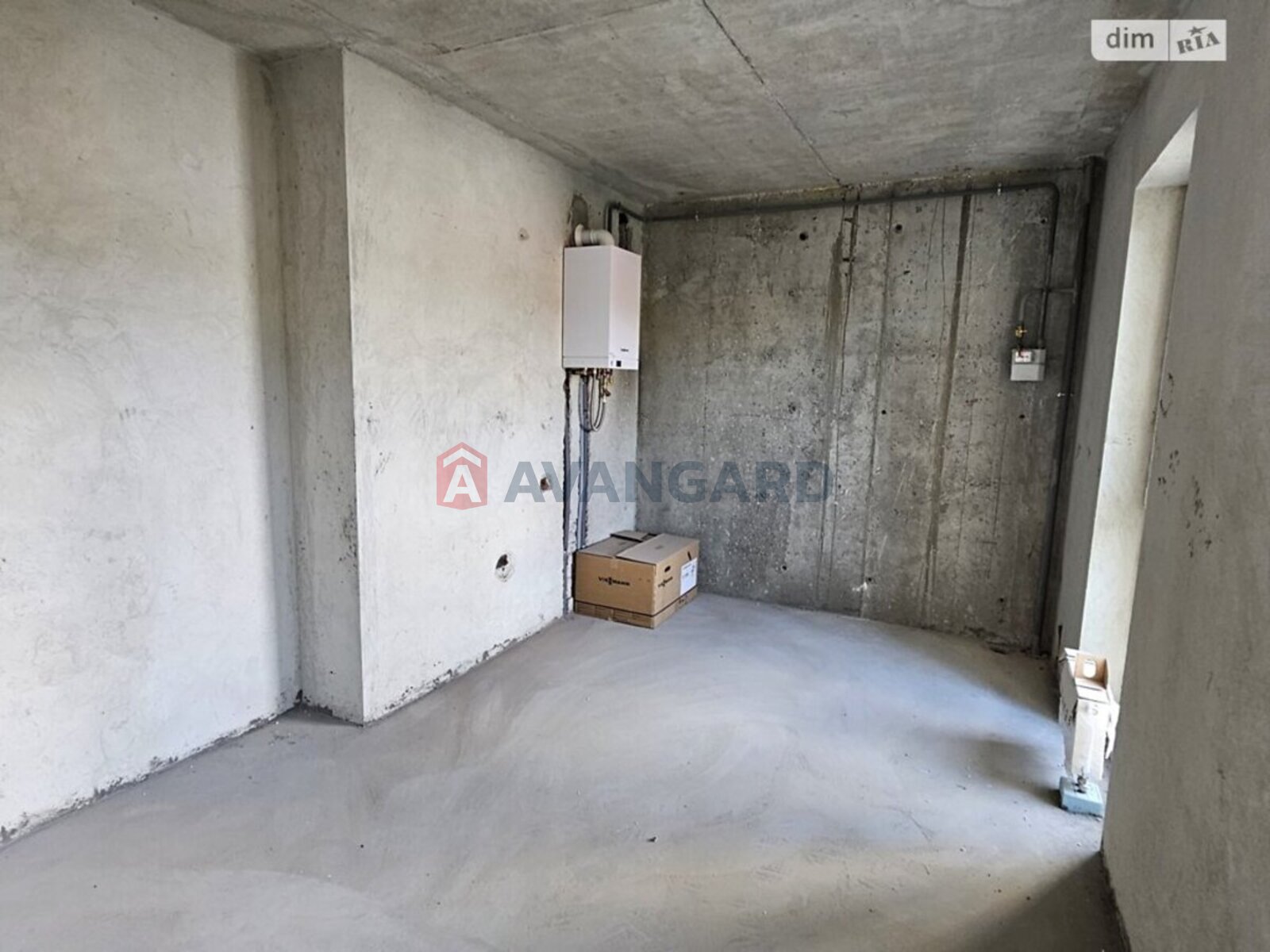 1 ��. ��������, 38/28/16 ��. �., 2/4 ������ ���� 15