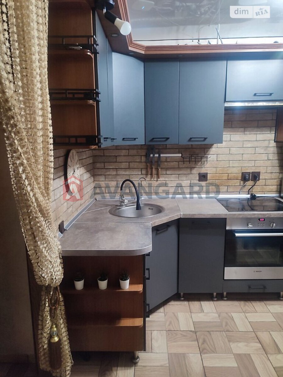 2 ��. ��������, 47/-/- ��. �., 6/8 ������ ���� 15