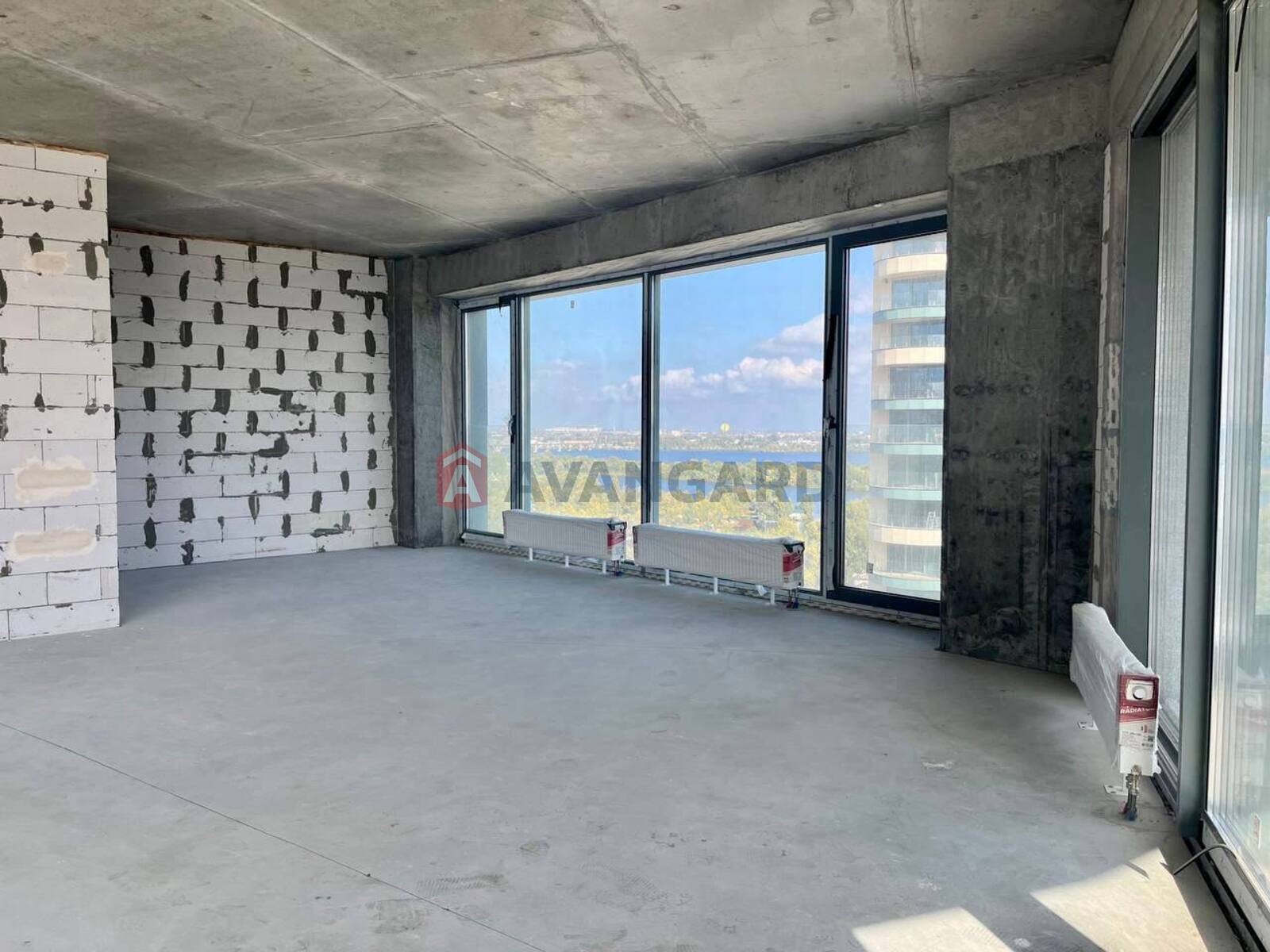 3 ��. ��������, 95/-/20 ��. �., 13/31 ������ ���� 15