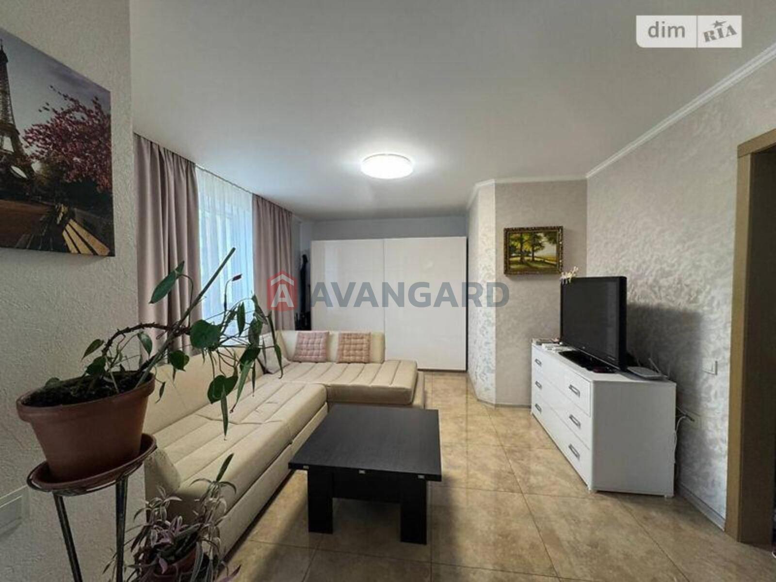 2 ��. ��������, 55/33/11 ��. �., 2/5 ������ ���� 7