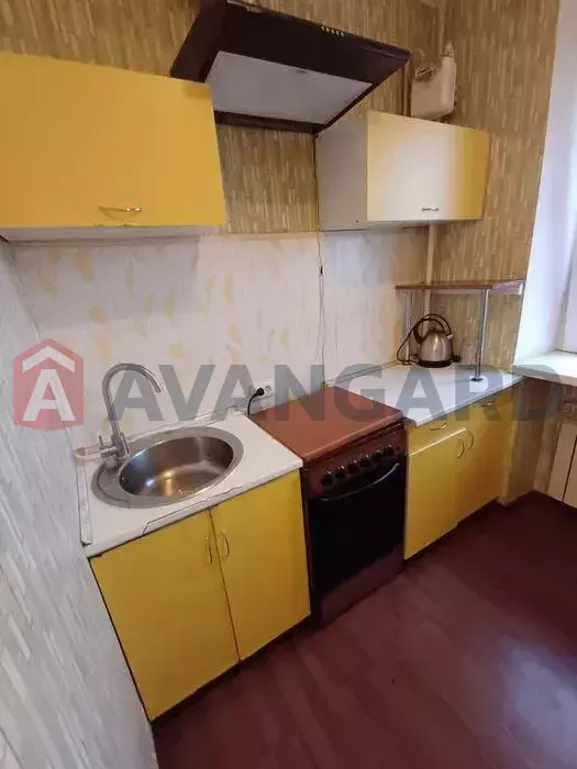 1 ��. ��������, 21/-/6 ��. �., 8/9 ������ ���� 8