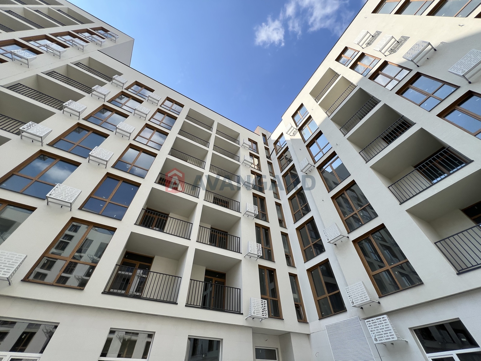 1 ��. ��������, 40/12/15 ��. �., 4/10 ������ ���� 5