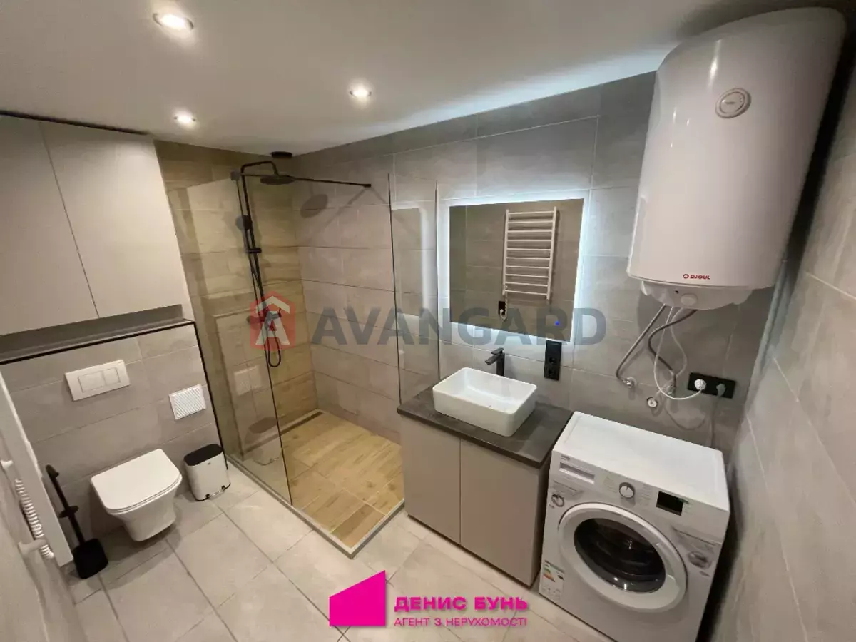 1 ��. ��������, 63/-/- ��. �., 5/5 ������ ���� 30