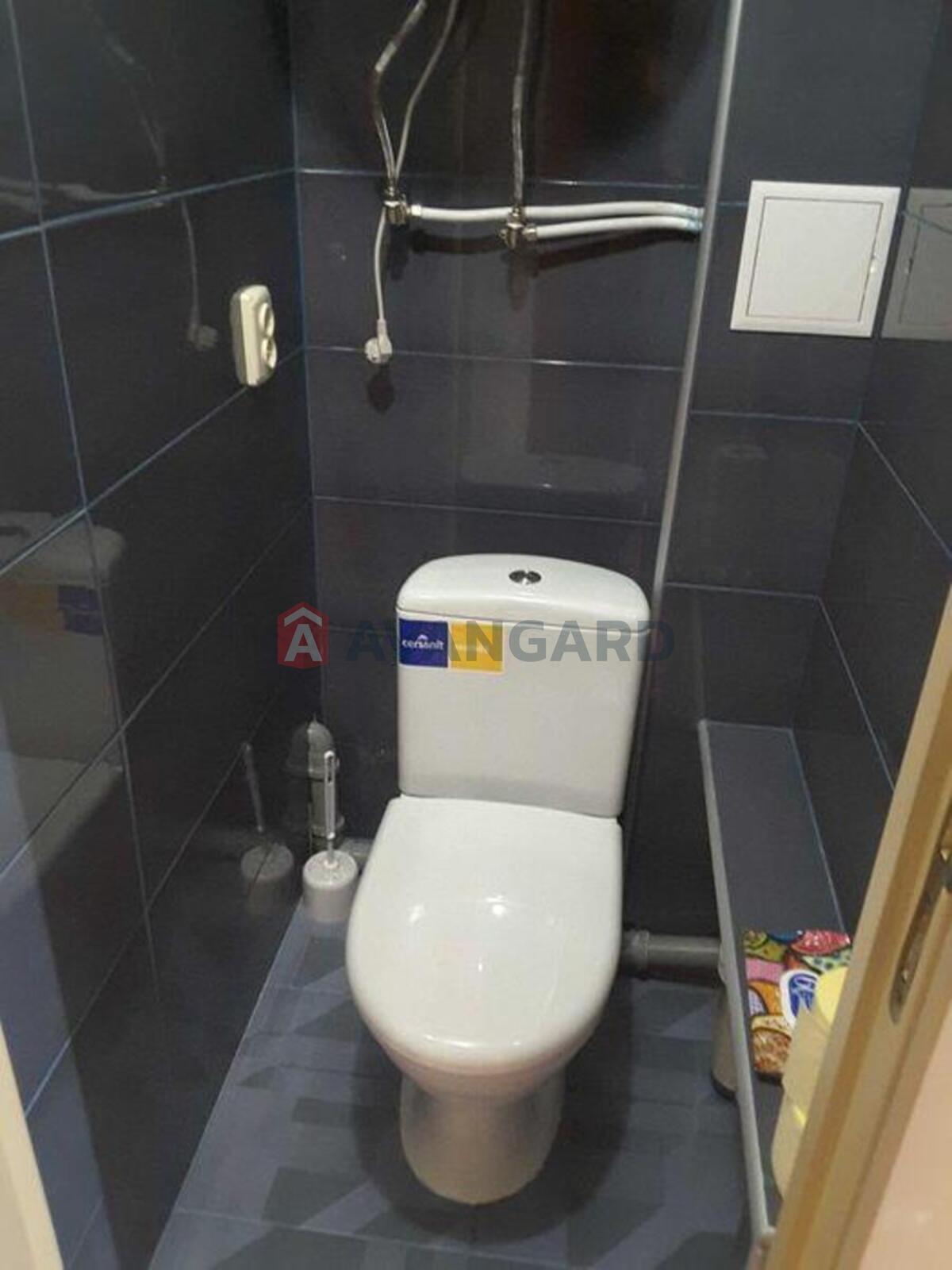 1 ��. ��������, 39/-/10 ��. �., 10/10 ������ ���� 6