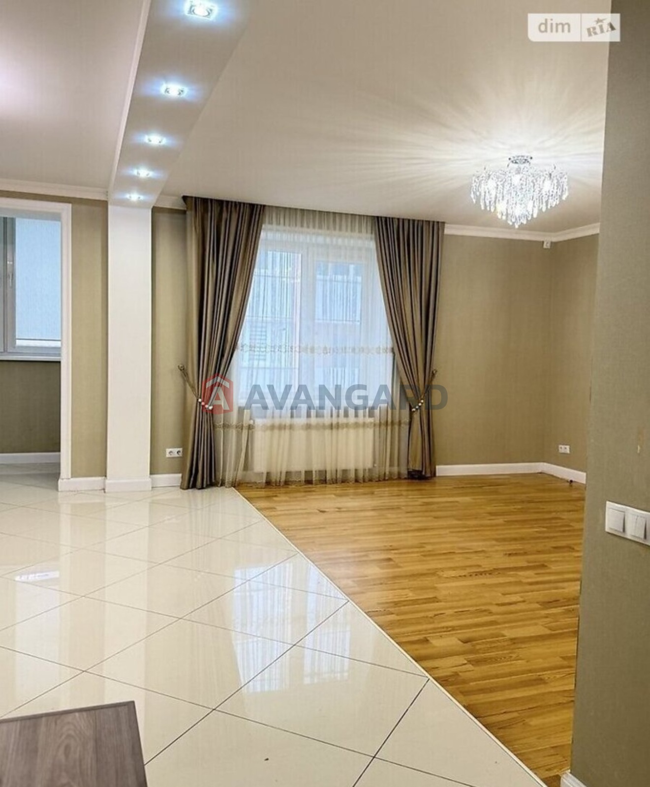 3 ��. ��������, 77/37/34 ��. �., 2/4 ������ ���� 3