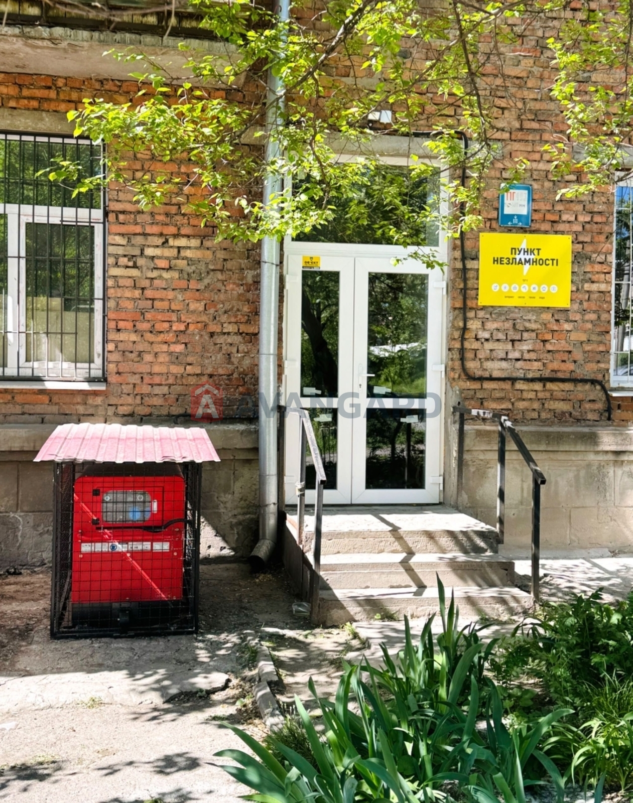 1 ��. ��������, 32.07/16.48/5.83 ��. �., 4/5 ������ ���� 10