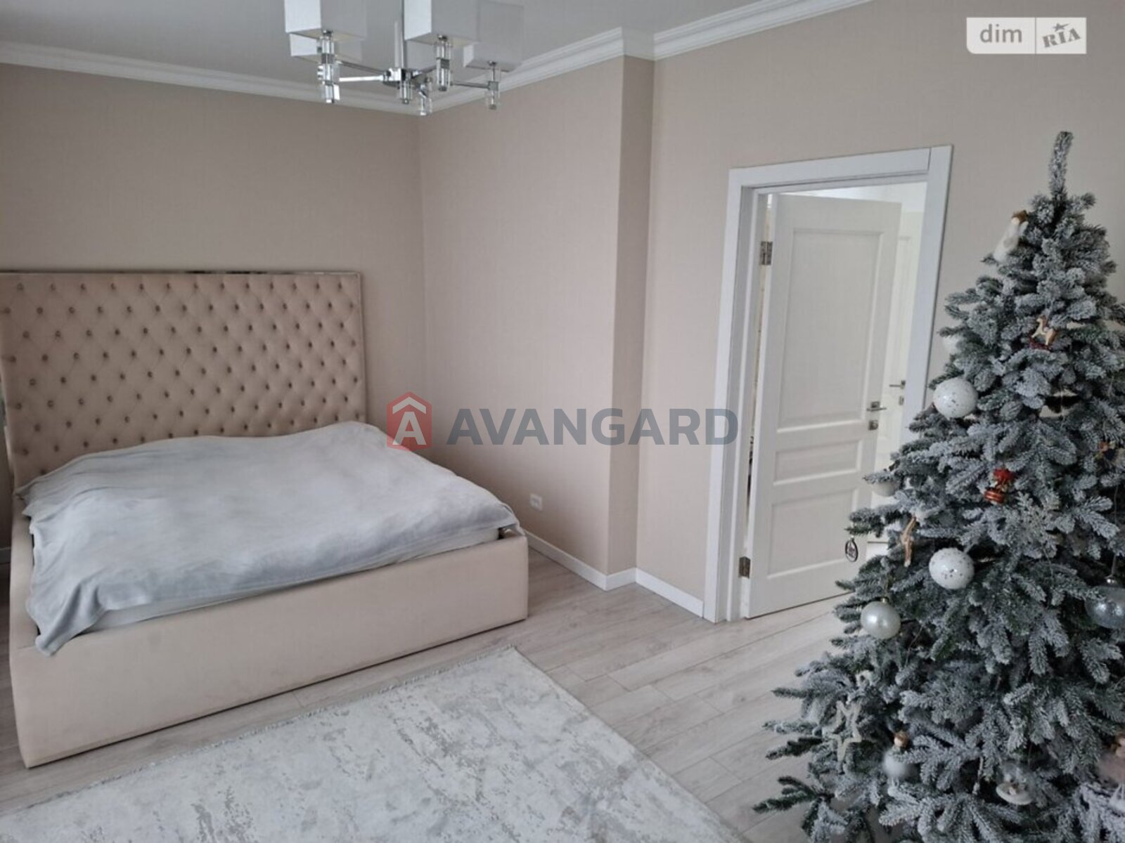 2 ��. ��������, 86/60/20 ��. �., 10/11 ������ ���� 2