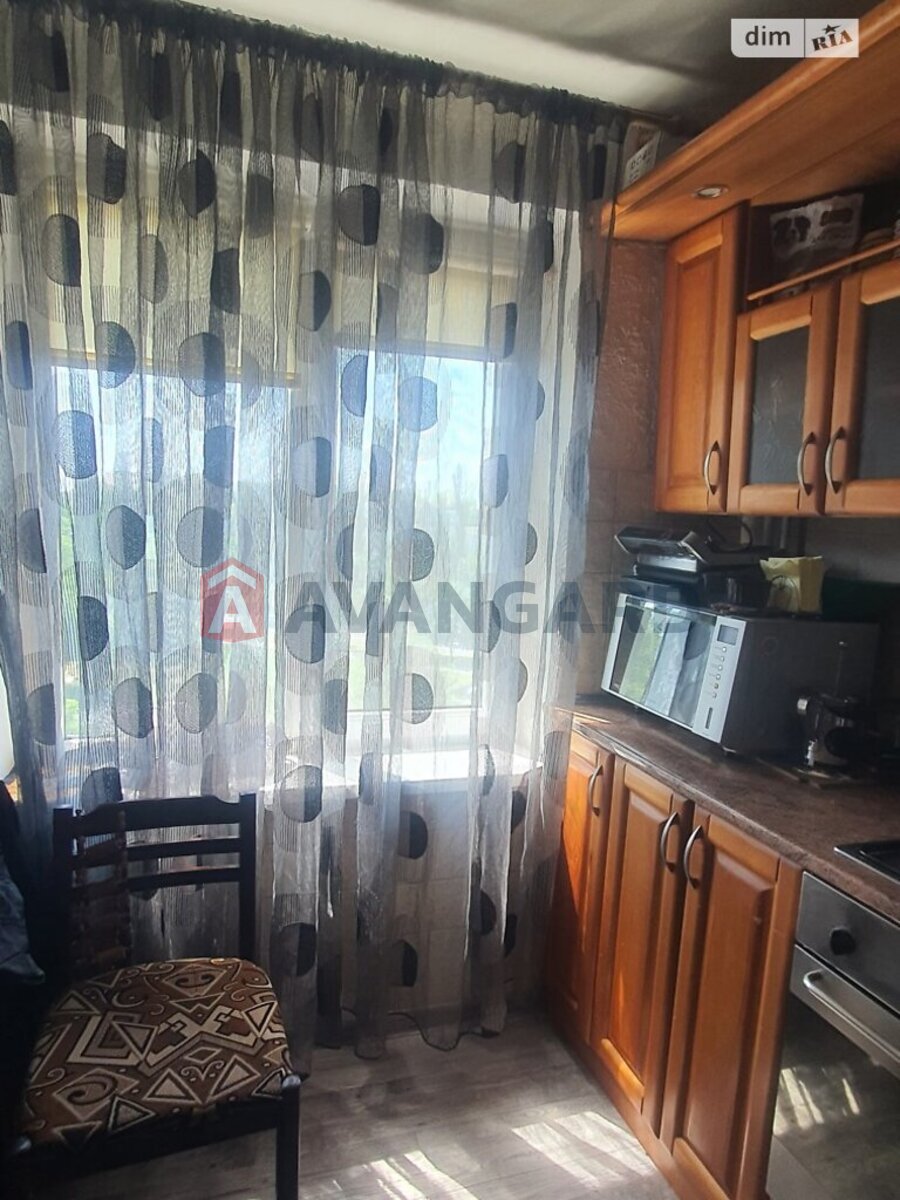 2 ����. ��������, 51/49/8 ��. �., 7/9 ���� ���� 8