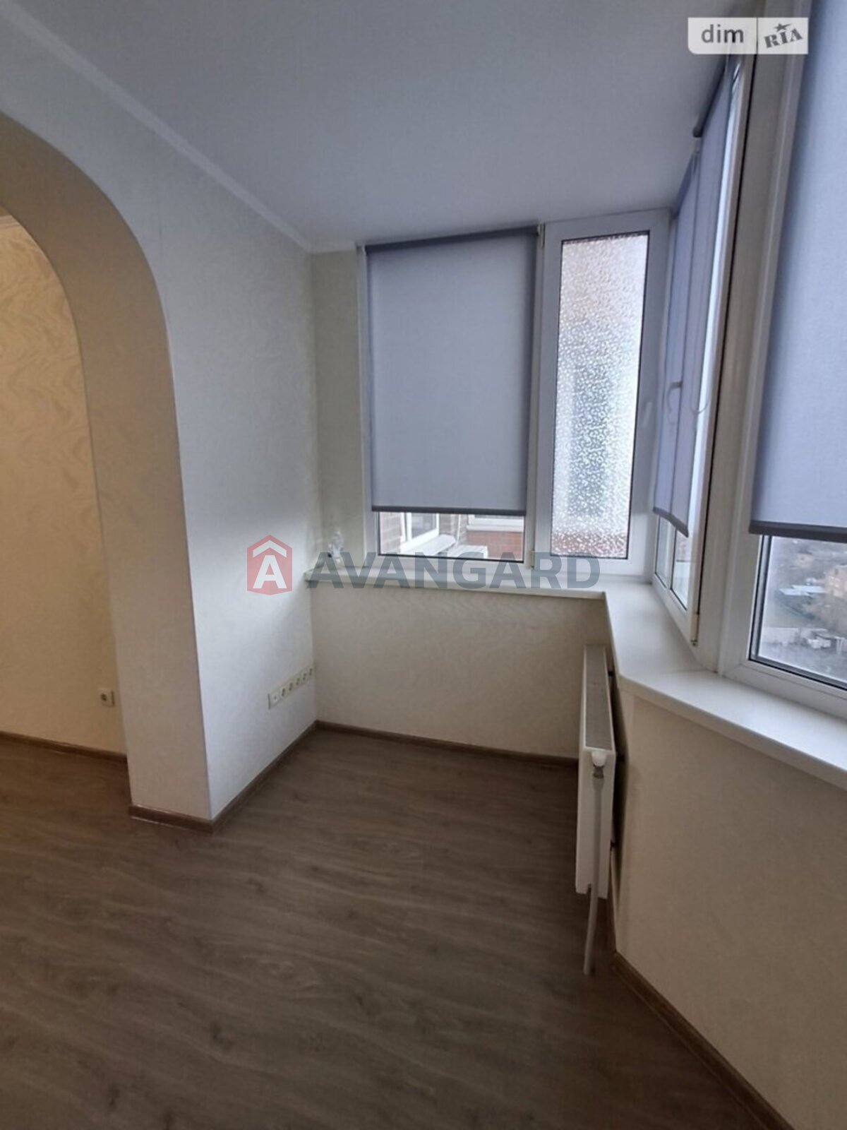 1 ����. ��������, 57/-/- ��. �., 9/12 ���� ���� 8