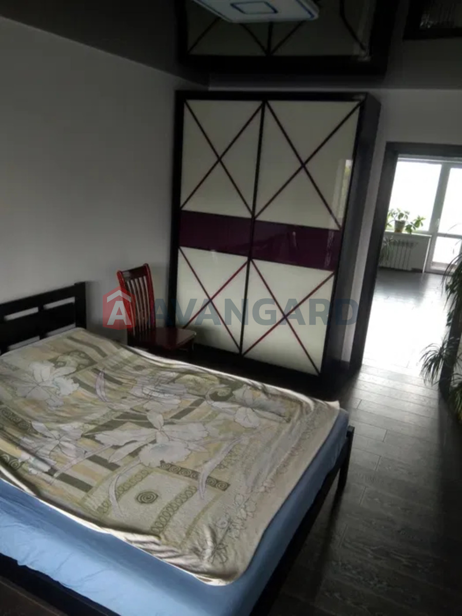 3 ����. ��������, 69/-/13 ��. �., 4/9 ���� ���� 17