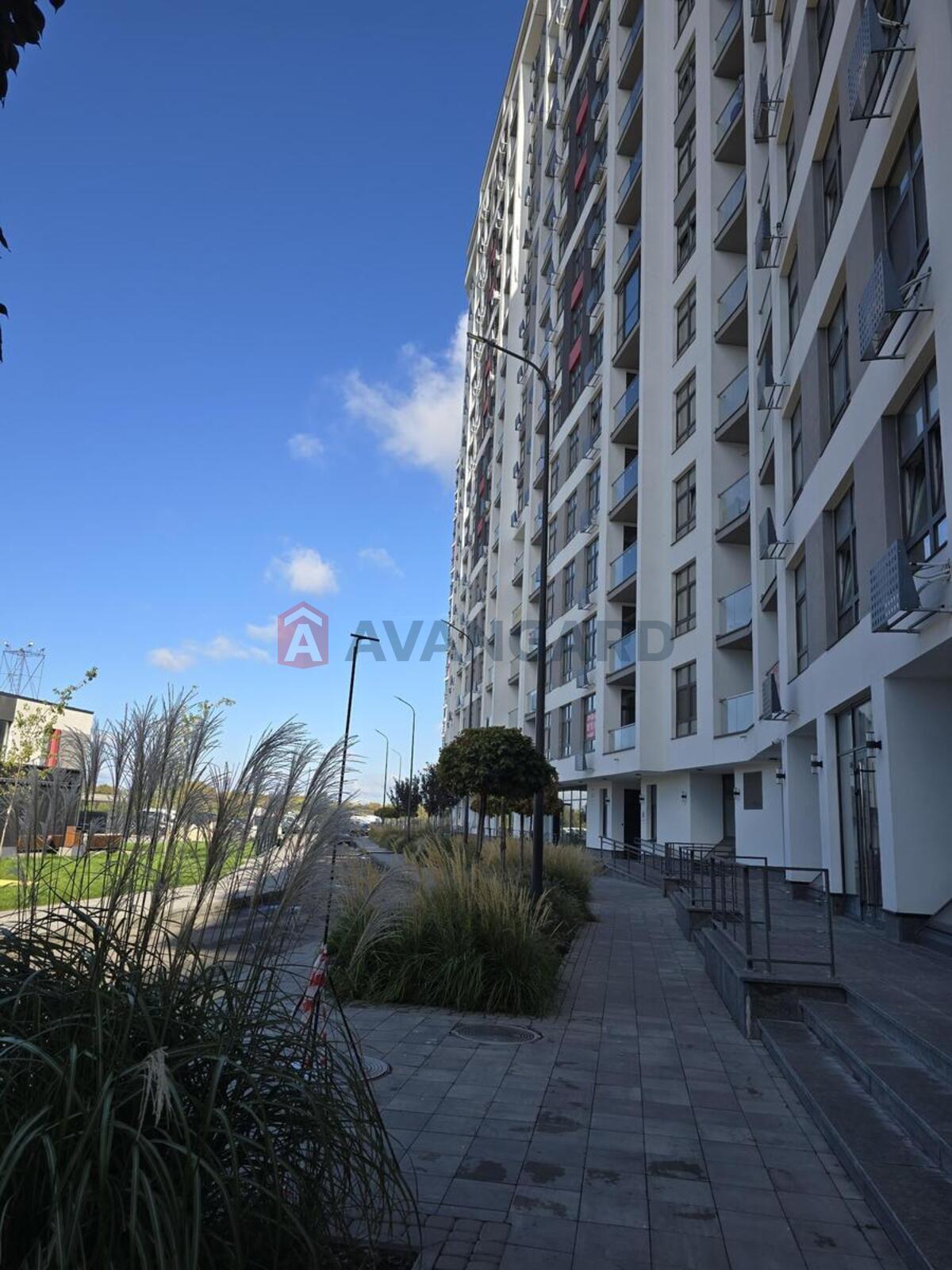 2 ��. ��������, 67/34/18 ��. �., 15/17 ������ ���� 9