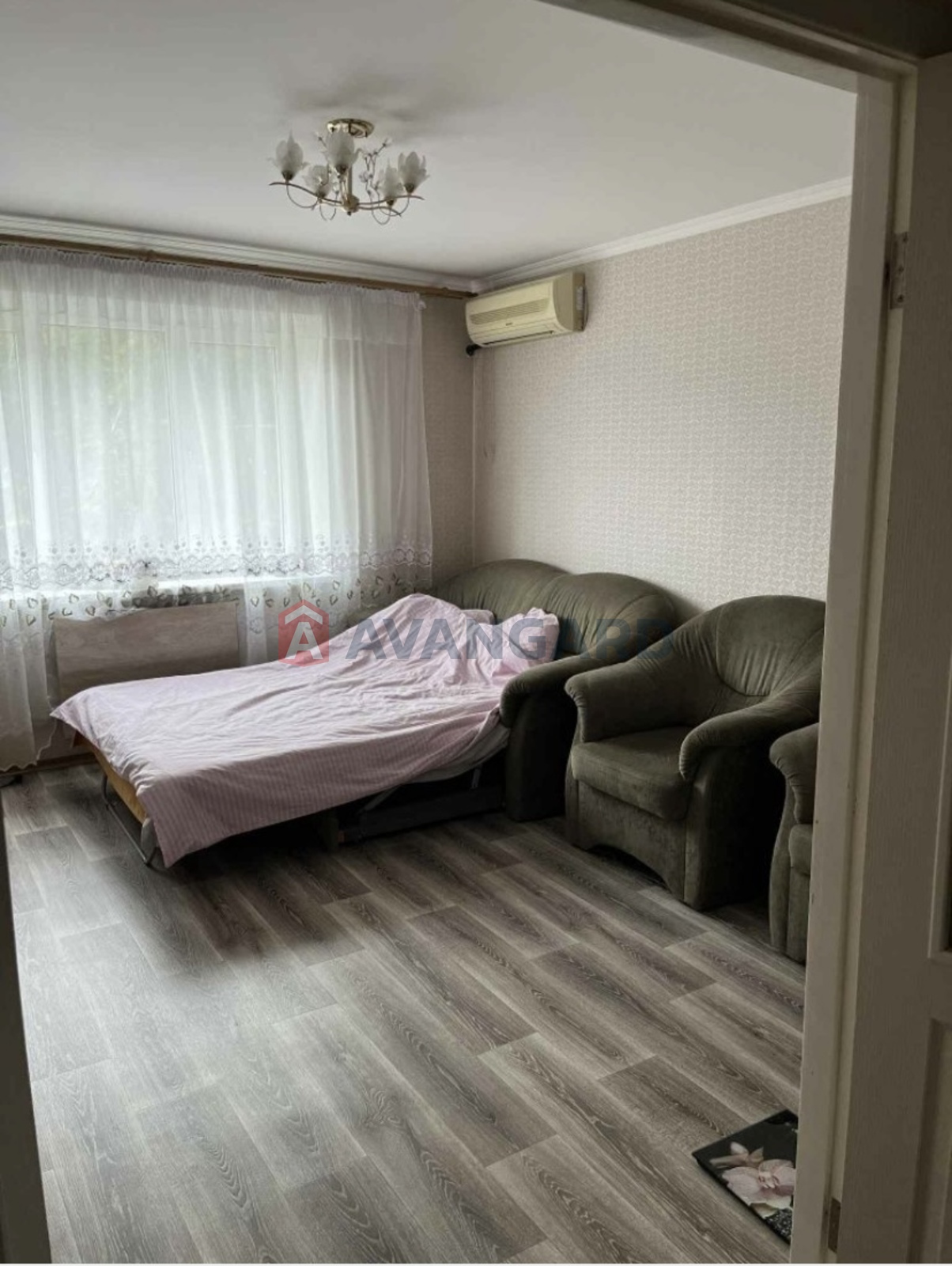 2 ��. ��������, 49/38/9 ��. �., 4/9 ������ ���� 3