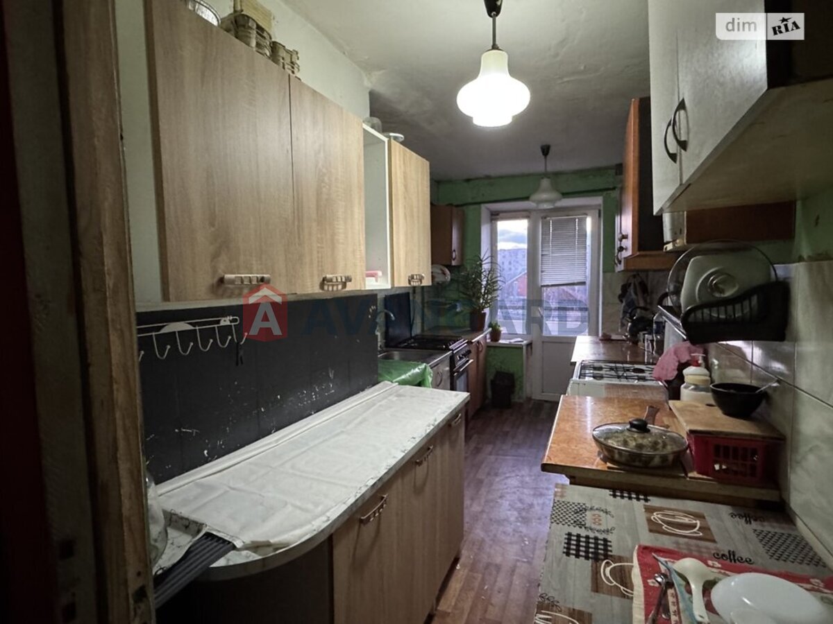 2 ��. ��������, 42/-/- ��. �., 2/5 ������ ���� 4