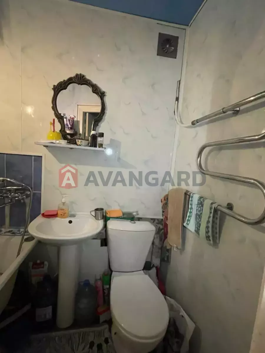 1 ��. ��������, 30/-/5 ��. �., 5/5 ������ ���� 9