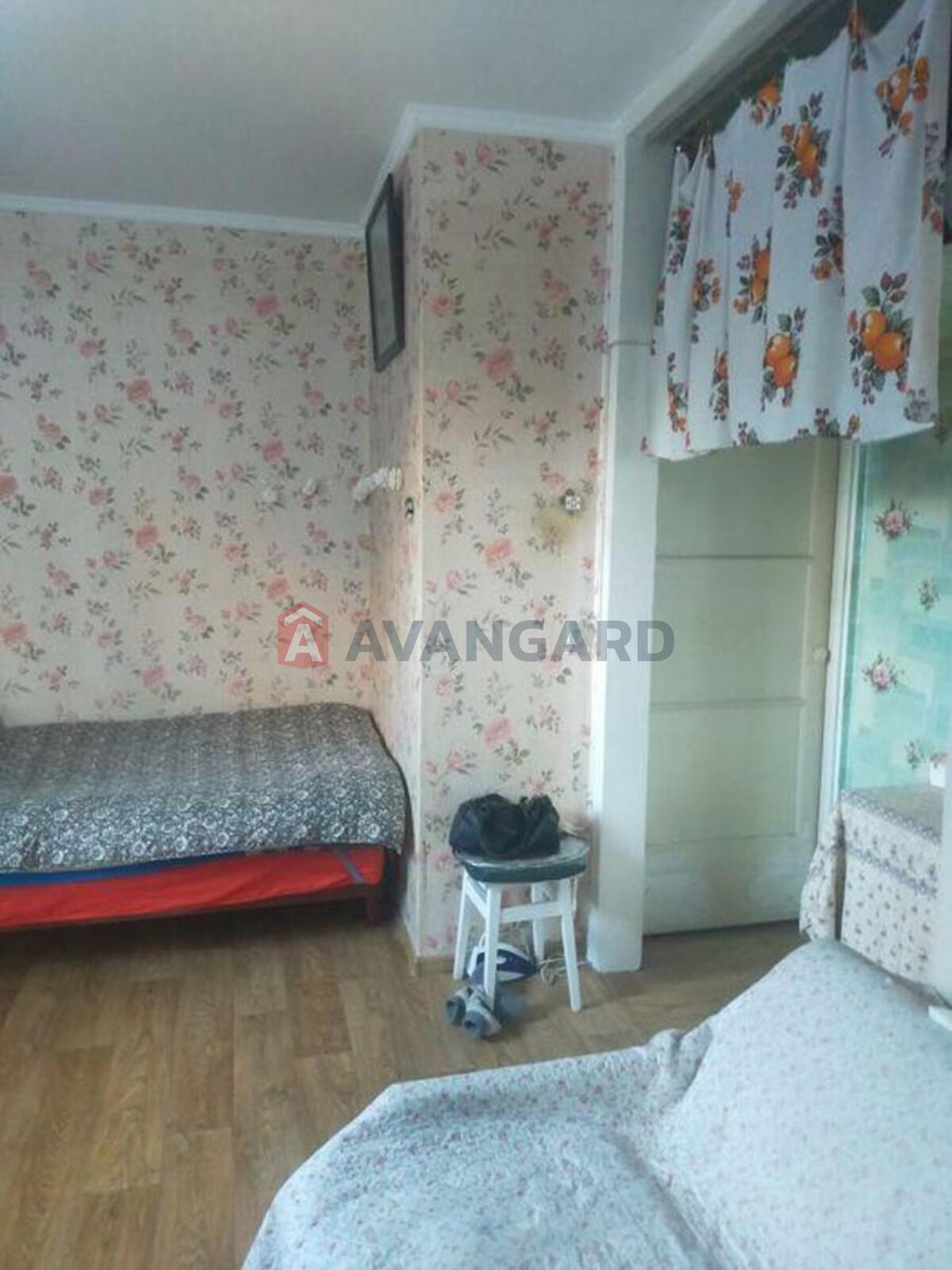 1 ��. ��������, 29/-/7 ��. �., 3/5 ������ ���� 2