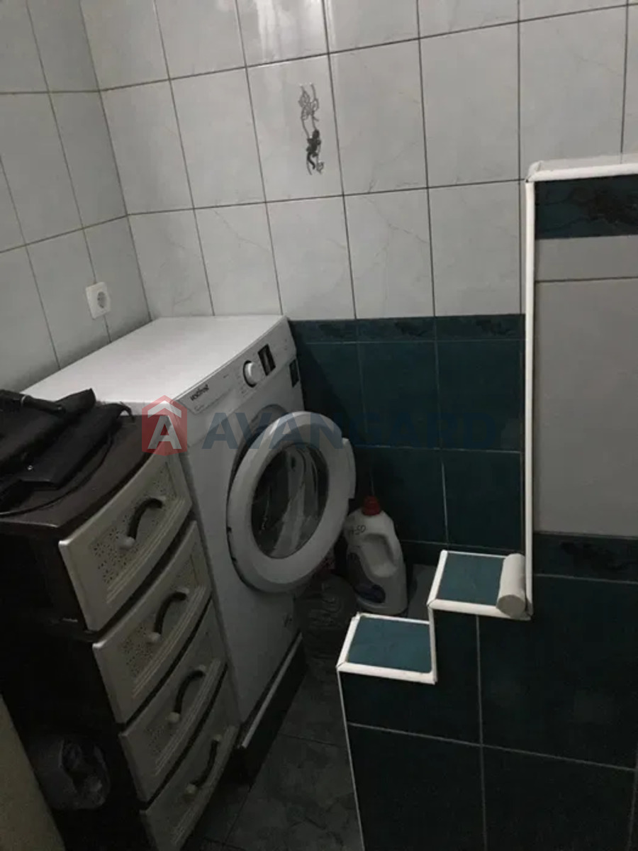 3 ��. ��������, 46/-/5 ��. �., 1/5 ������ ���� 11