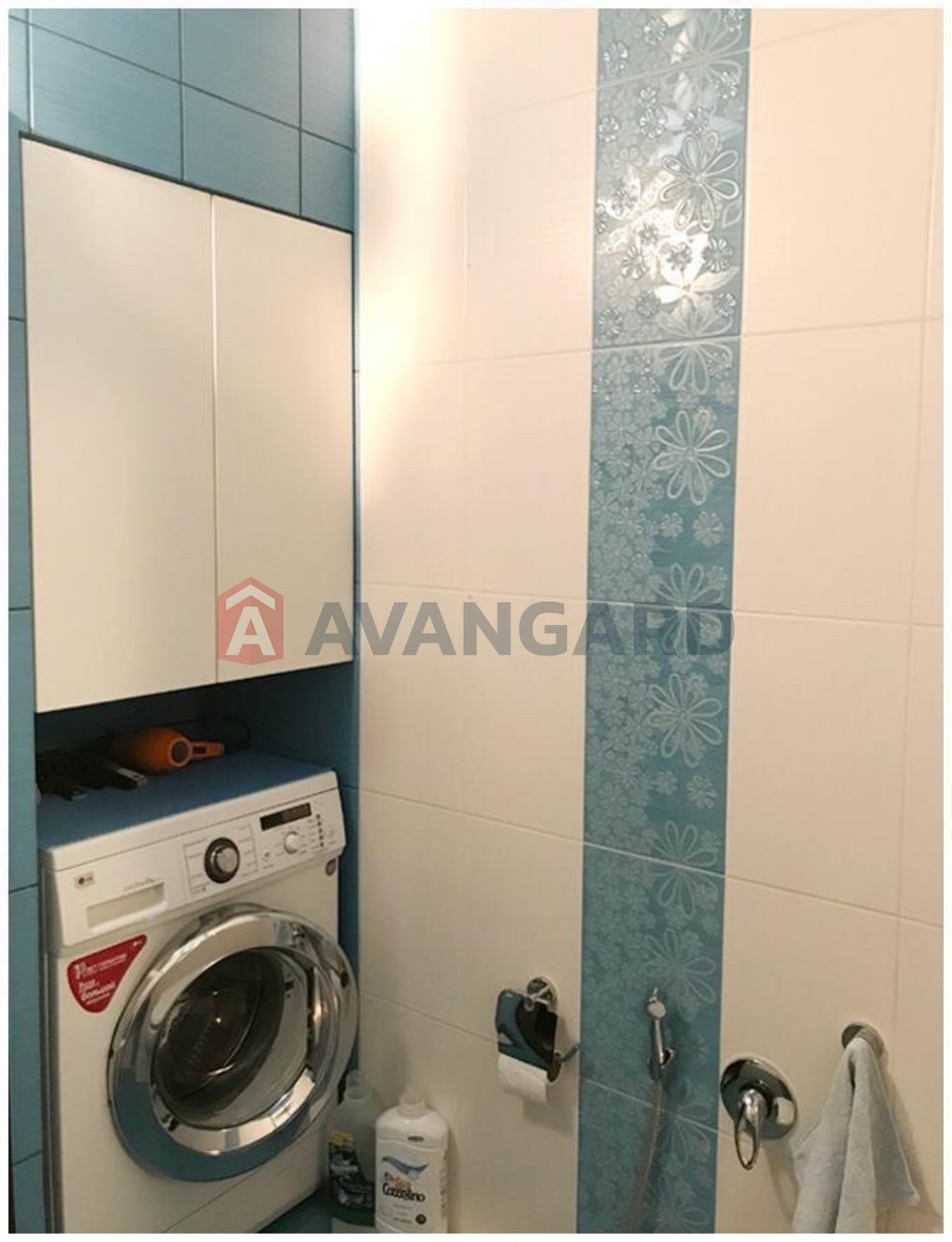 4 ����. ��������, 92/-/10 ��. �., 9/10 ���� ���� 6