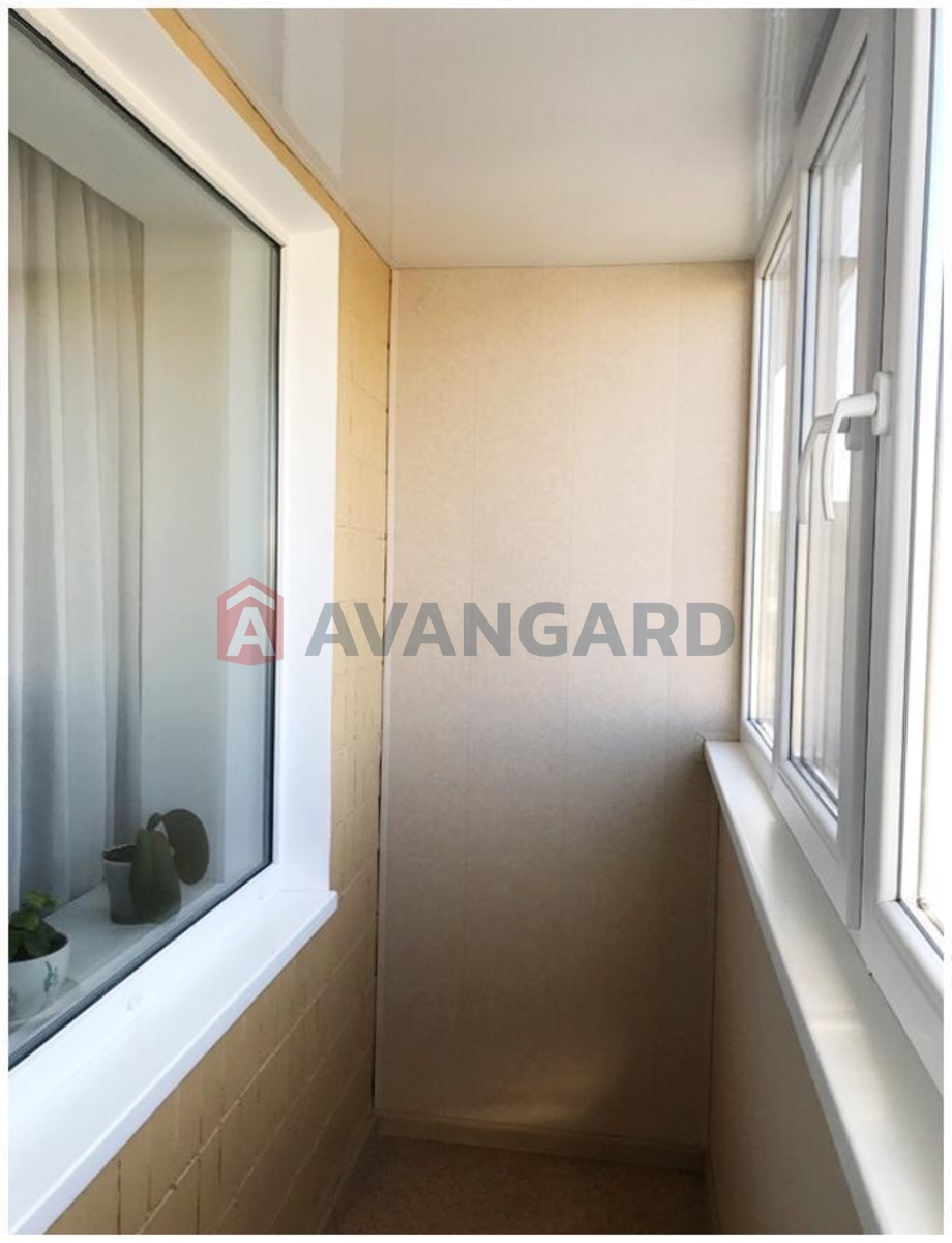 4 ����. ��������, 92/-/10 ��. �., 9/10 ���� ���� 14