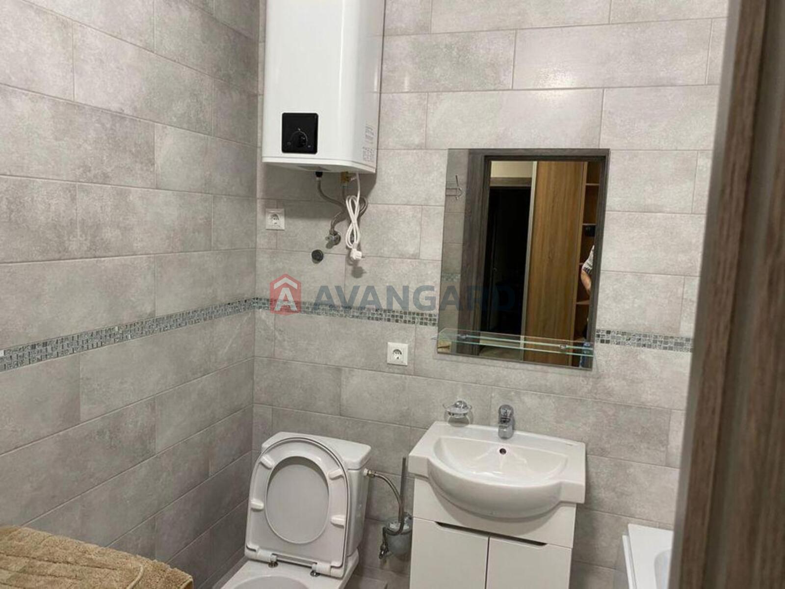 1 ��. ��������, 40/-/12 ��. �., 11/25 ������ ���� 1