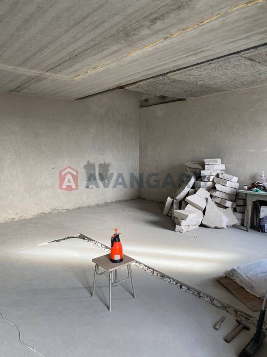 2 ��. ��������, 82/-/41 ��. �., 10/11 ������ ���� 20