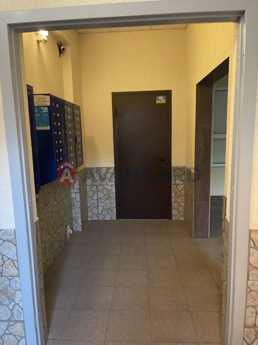 3 ��. ��������, 70/-/6 ��. �., 8/11 ������ ���� 3