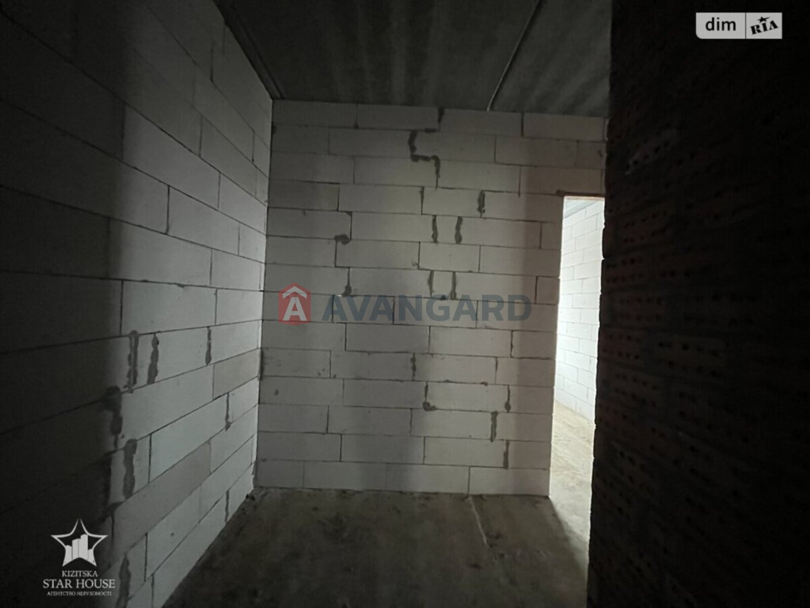 2 ��. ��������, 53/30/12 ��. �., 5/5 ������ ���� 13