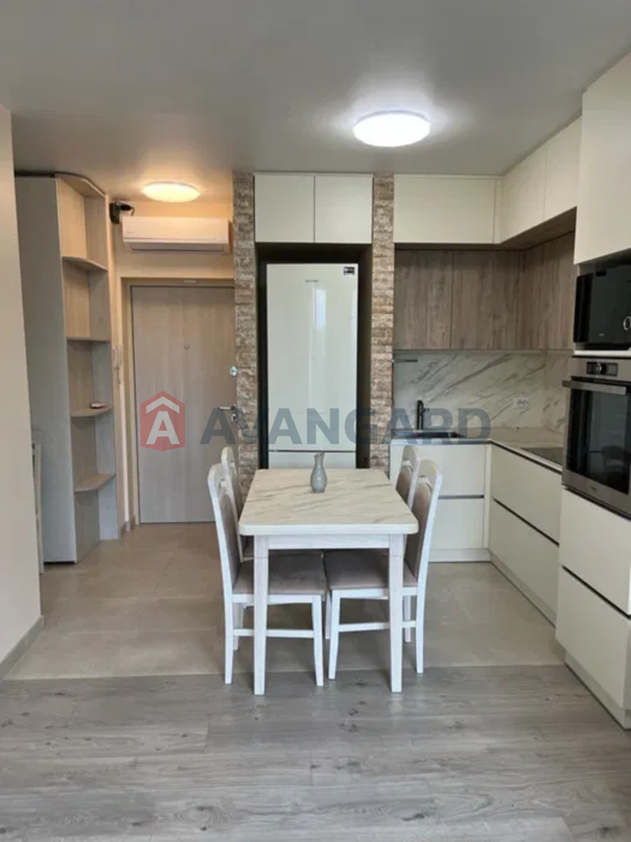 1 ��. ��������, 40/-/15 ��. �., 3/6 ������ ���� 4