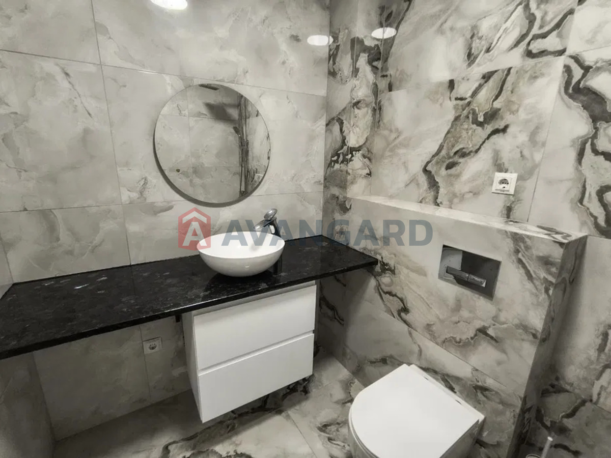 1 ��. ��������, 49/-/19 ��. �., 8/11 ������ ���� 1