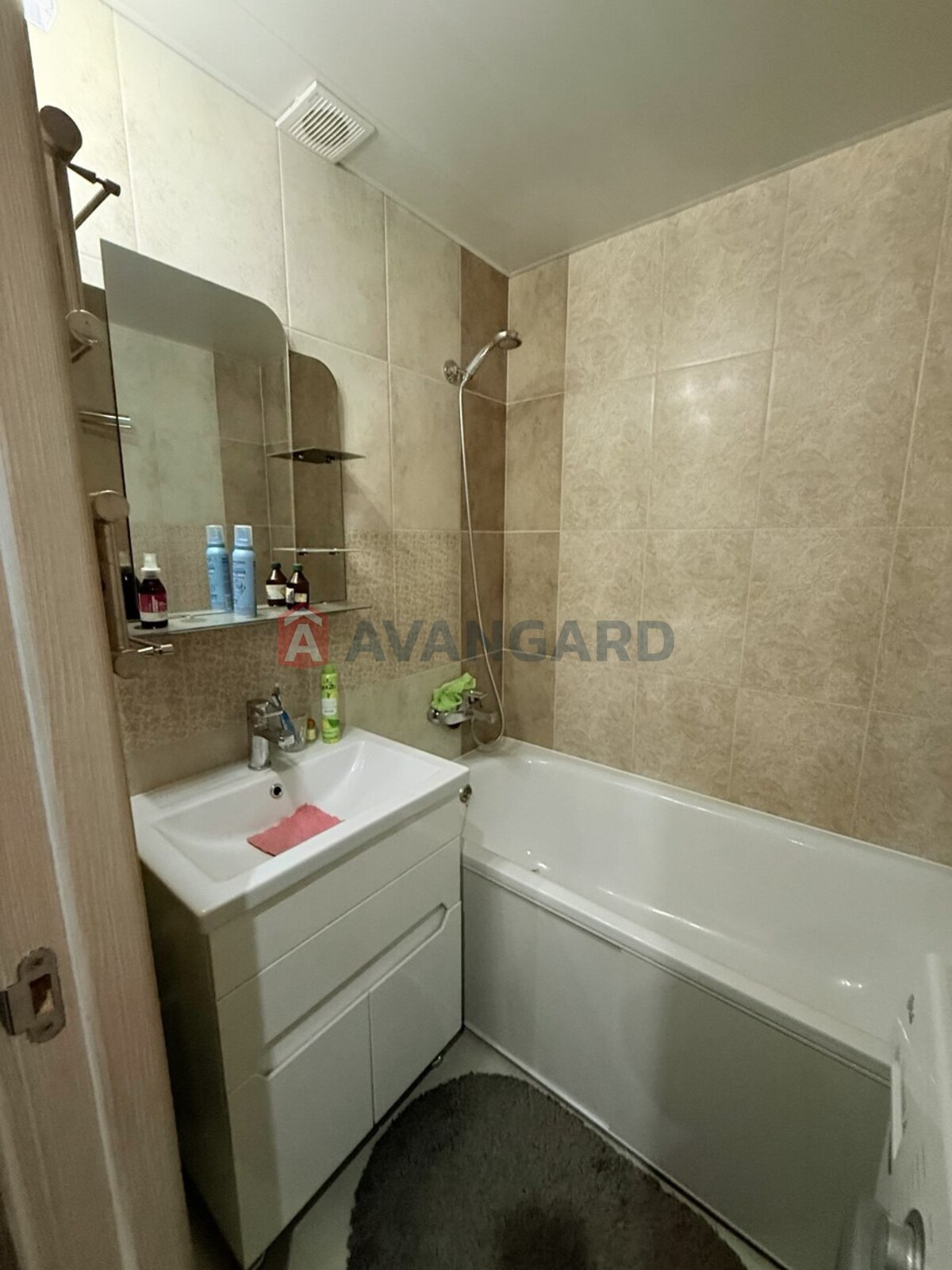 2 ��. ��������, 51/35/8 ��. �., 2/9 ������ ���� 7