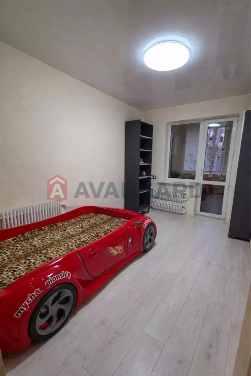 3 ��. ��������, 65/-/10 ��. �., 2/9 ������ ���� 2