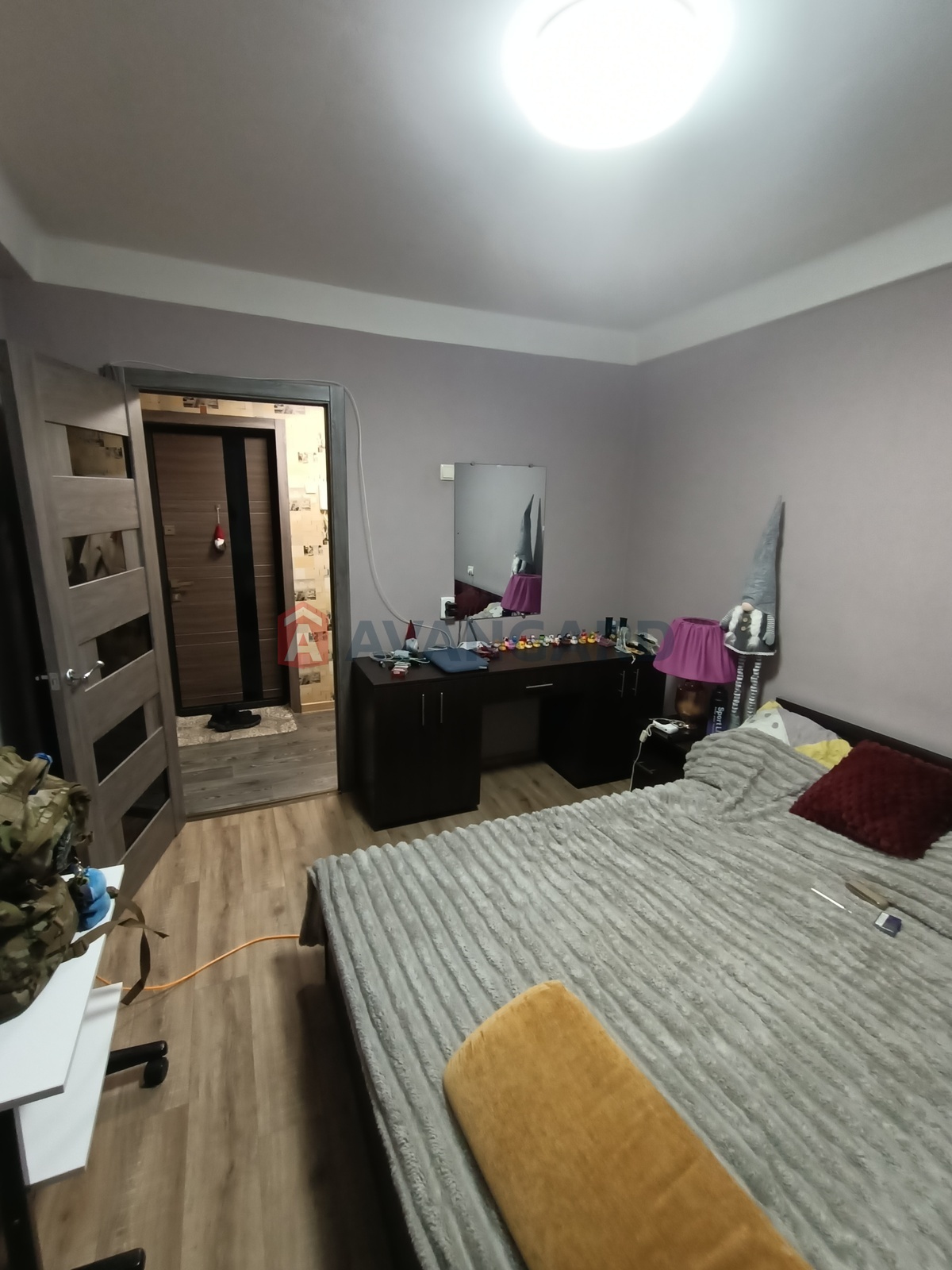 2 ��. ��������, 50/-/9 ��. �., 4/9 ������ ���� 17