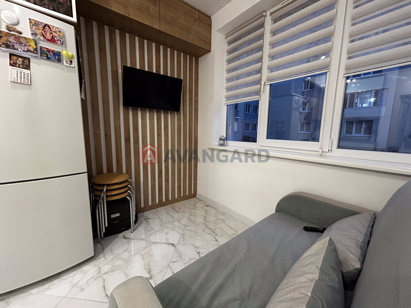 1 ��. ��������, 42/20/12 ��. �., 1/7 ������ ���� 9