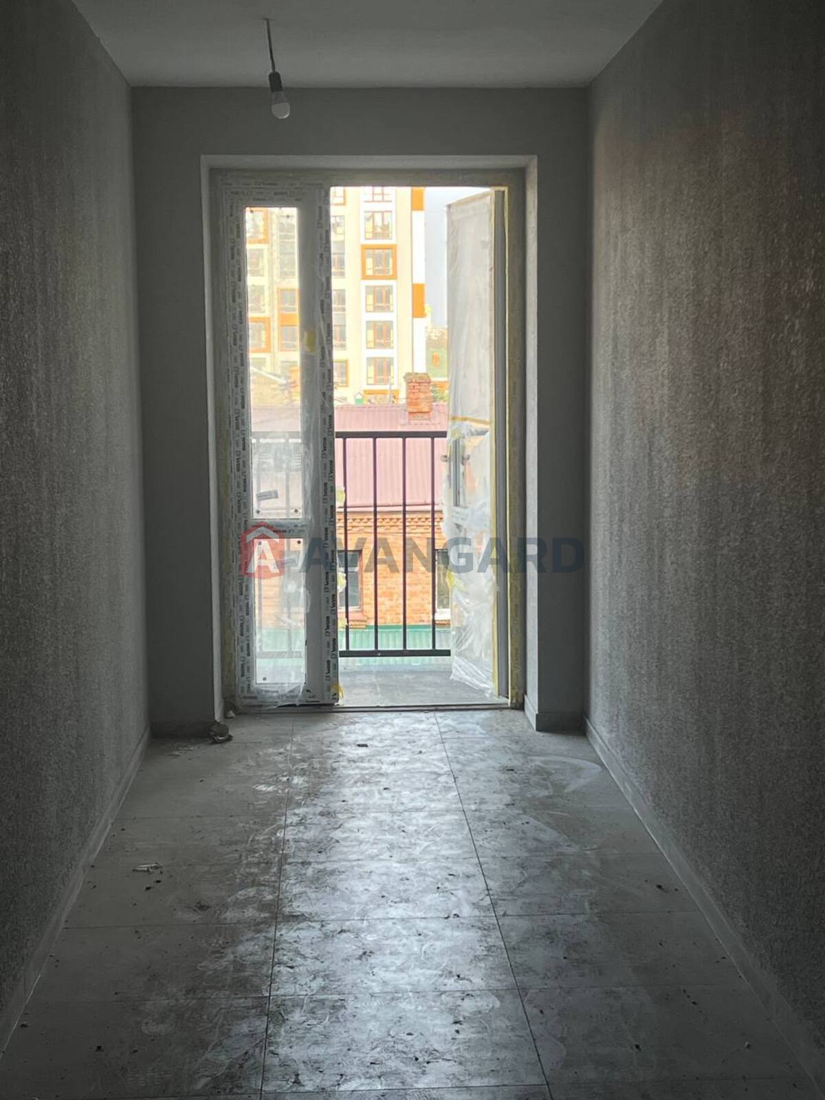 1 ��. ��������, 50.2/13.05/18.80 ��. �., 3/9 ������ ���� 3