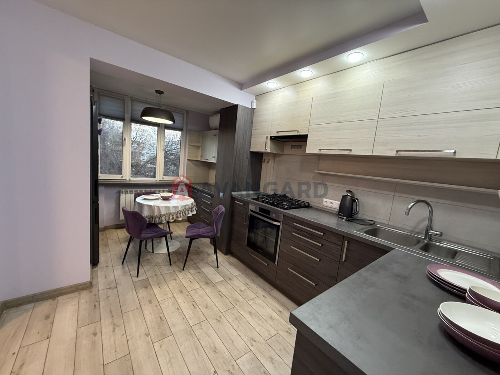 1 ��. ��������, 40/-/15 ��. �., 3/9 ������ ���� 3