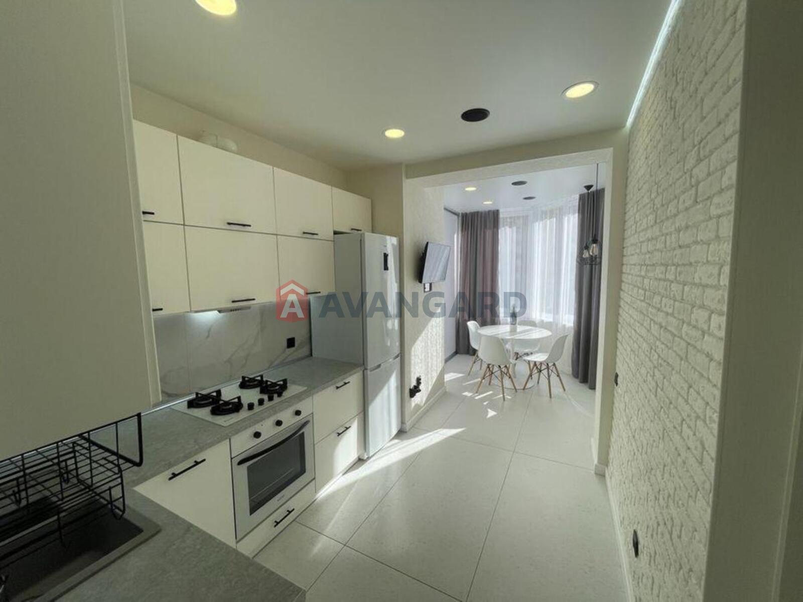 1 ����. ��������, 41/-/14 ��. �., 3/10 ���� ���� 6