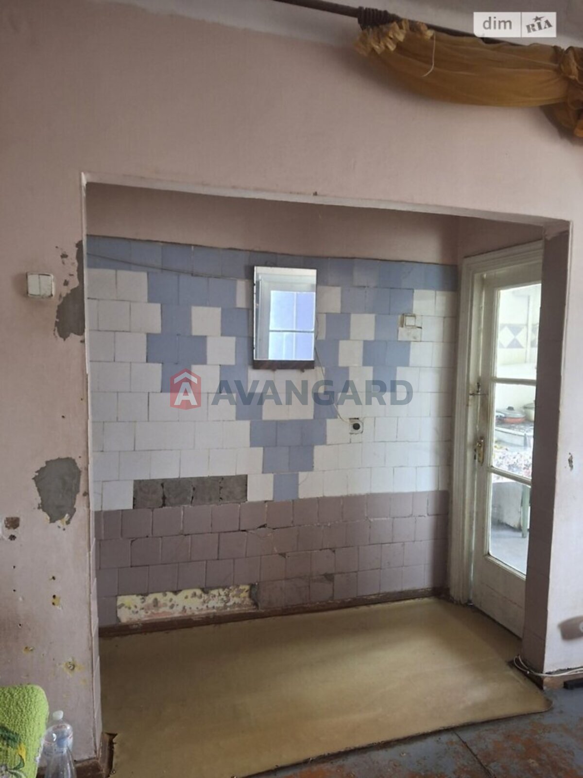 2 ����. ��������, 43/-/- ��. �., 4/5 ���� ���� 3