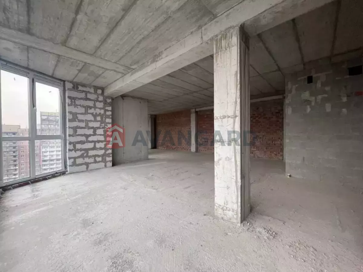 3 ��. ��������, 76/56/10 ��. �., 10/14 ������ ���� 9