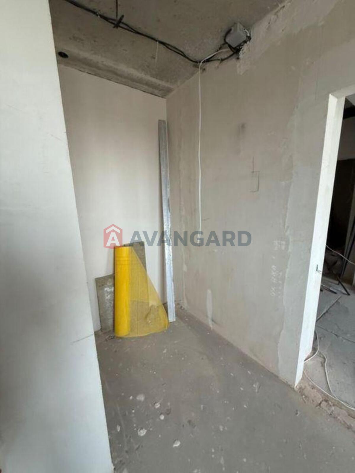 3 ��. ��������, 87/-/16 ��. �., 21/24 ������ ���� 12