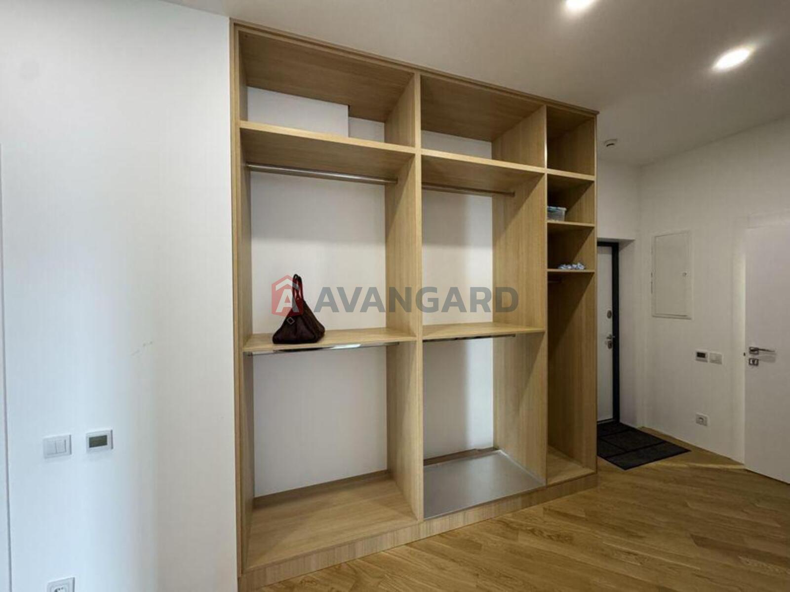 4 ��. ��������, 110/-/30 ��. �., 6/24 ������ ���� 5